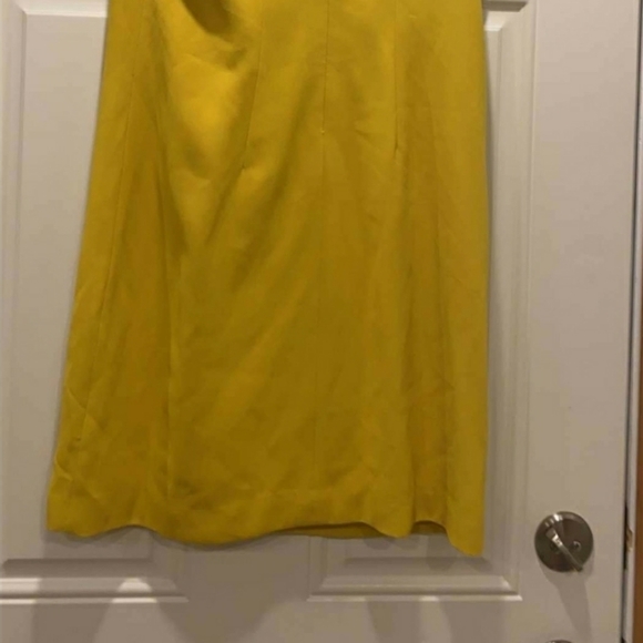 Trina Turk Atlantis Ruffled V-Neck Sleeveless Dres - Picture 11 of 13